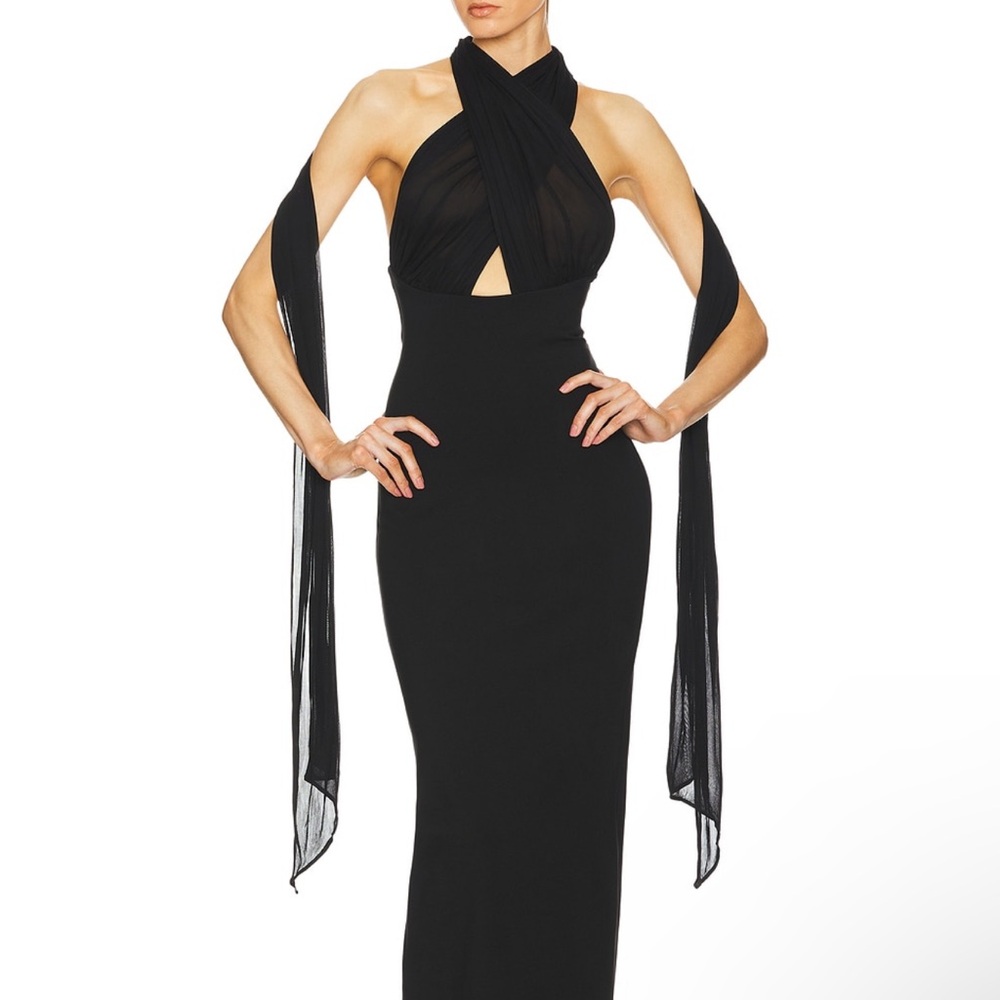 Elegant Black Halter Evening Dress